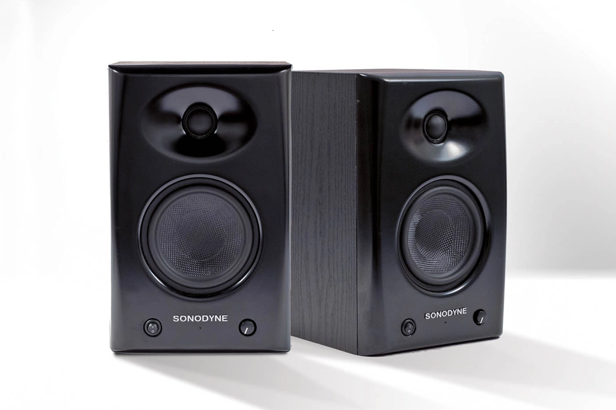Compact Nearfield Monitor