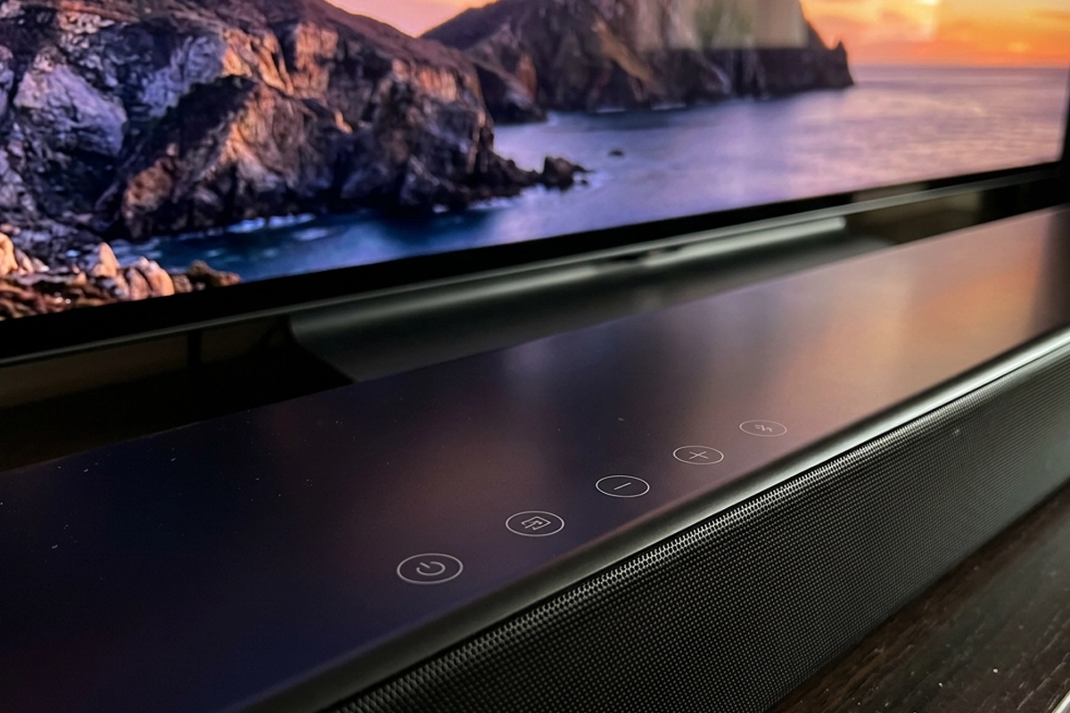 Touch Panel & IR Remote